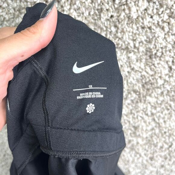 Nike Black Tankini Swimsuit Top in Size 1X - Picture 4 of 4